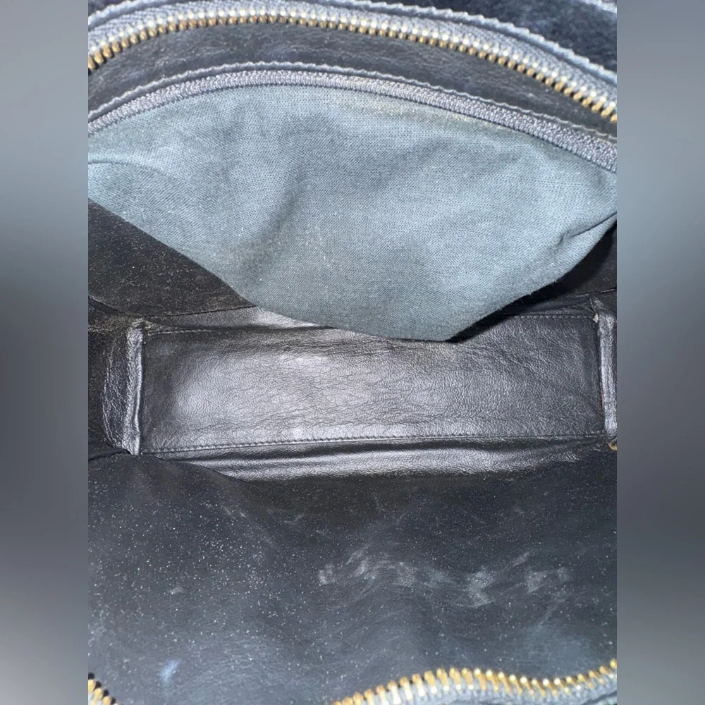 1990s Gianni Versace Couture Medallion Black leather Chain Bag - Picture 9 of 12